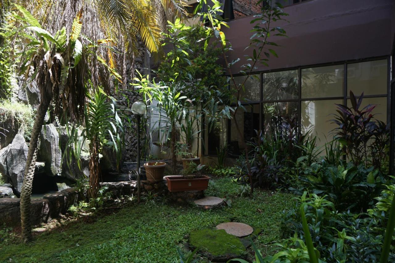 Hotel Nusantara Indah Syariah Cakarta Dış mekan fotoğraf