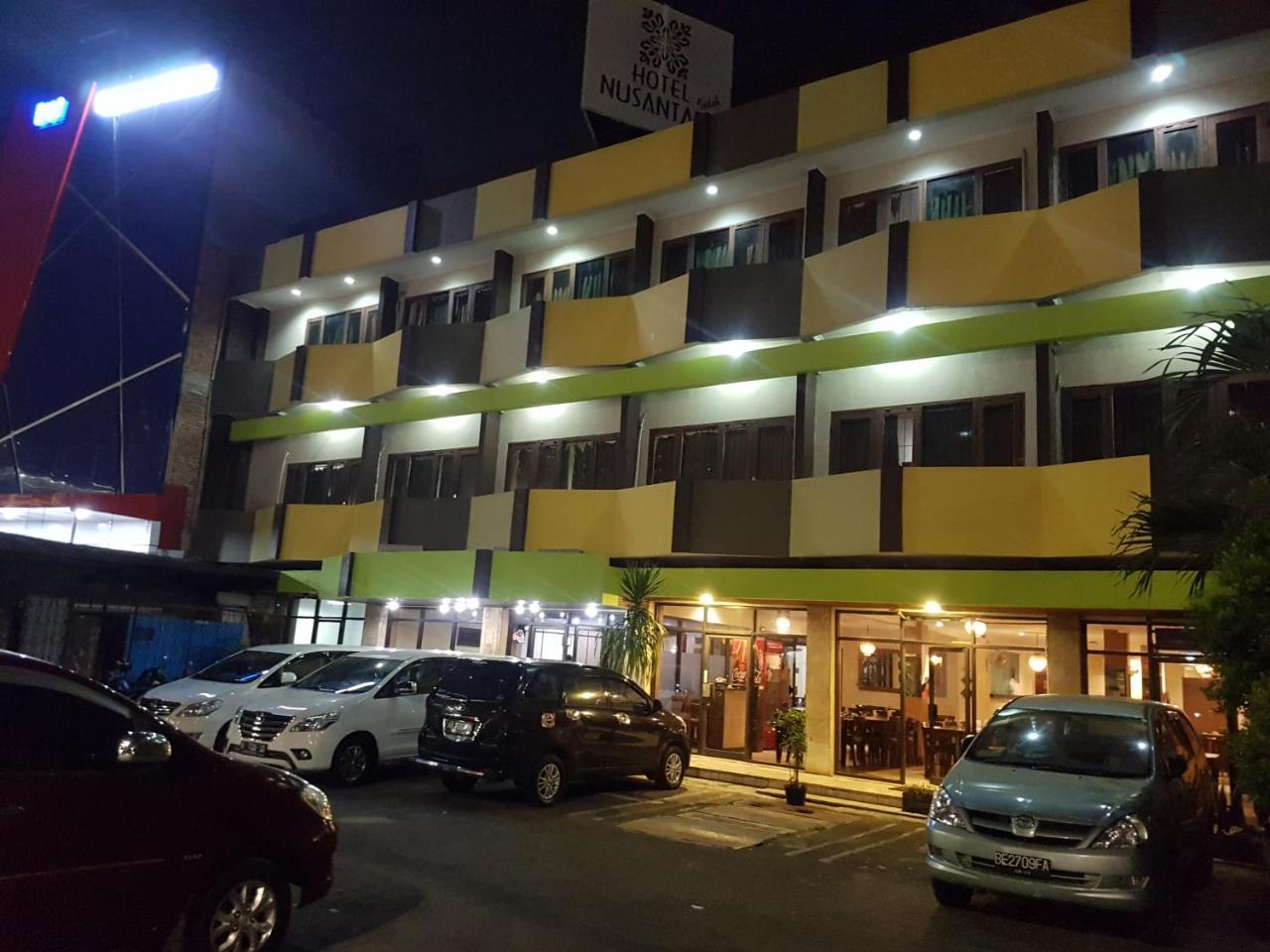 Hotel Nusantara Indah Syariah Cakarta Dış mekan fotoğraf
