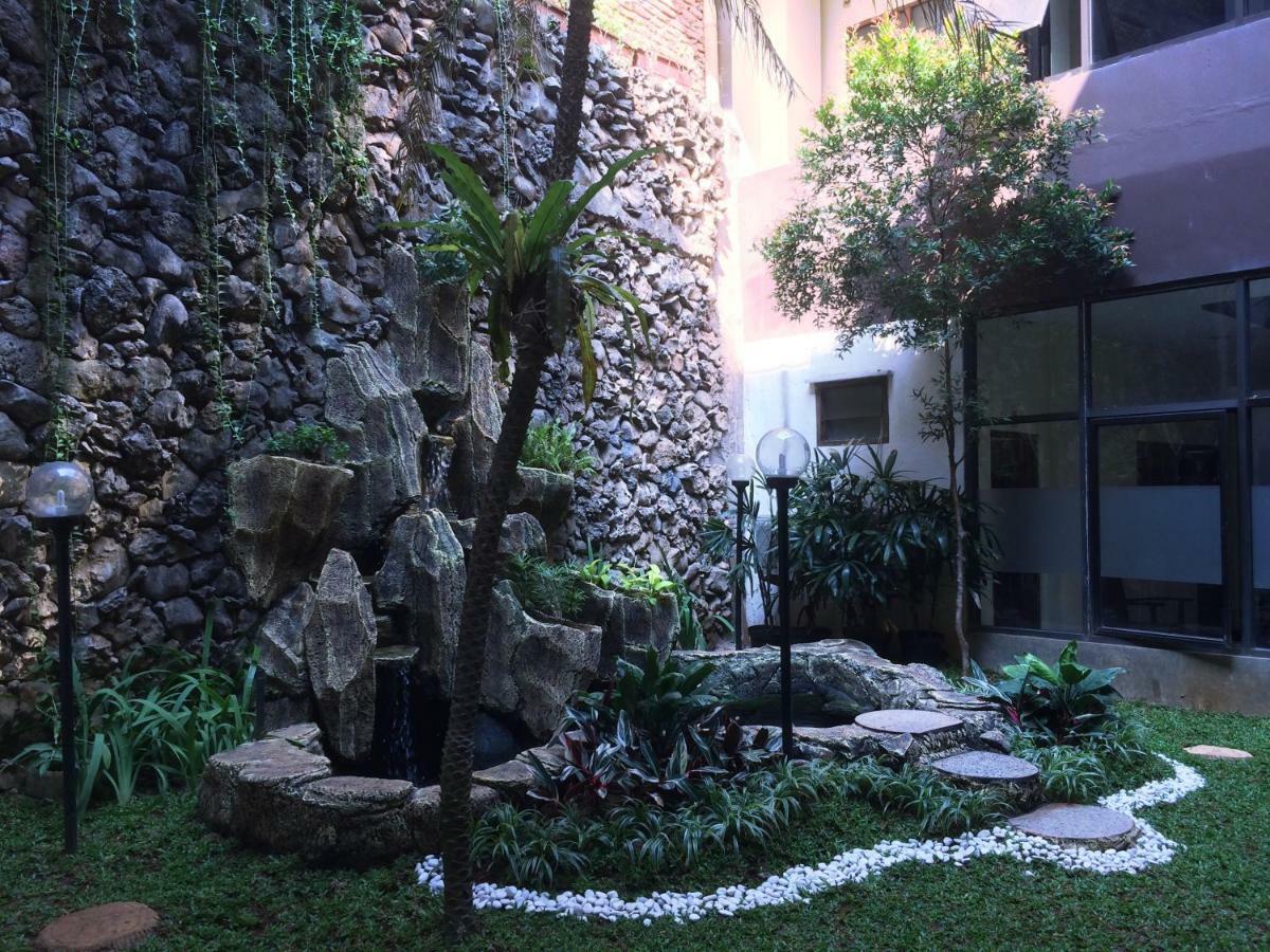 Hotel Nusantara Indah Syariah Cakarta Dış mekan fotoğraf